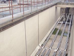 Стыки отремонтированы с помощью Belzona 2211 (MP Hi-Build Elastomer)