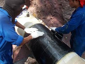 На подземный трубопровод нанесена система Belzona SuperWrap II