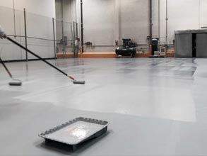 Для защиты пола на судостроительном заводе использовали Belzona 5233 серого цвета